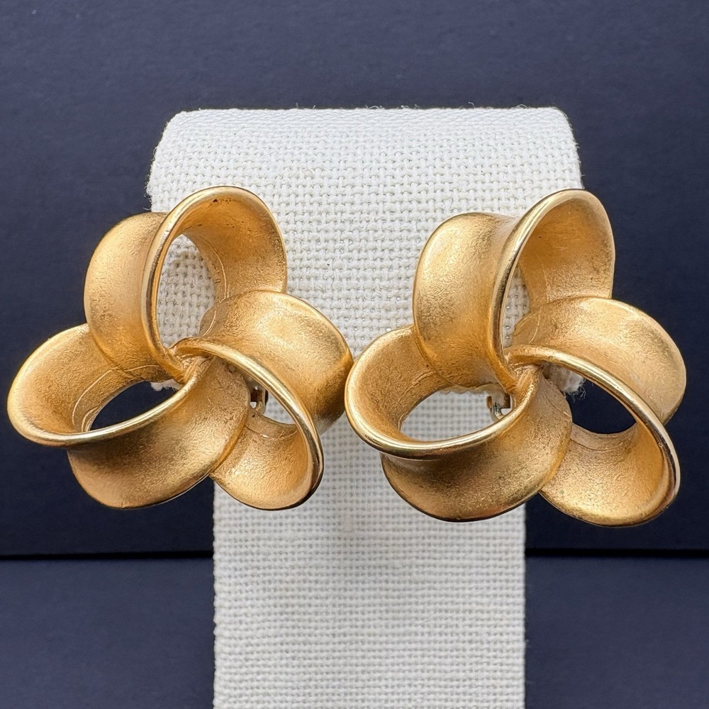 Vintage Anne Klein Bow Ribbon Matte Satin Gold Tone Clip On Earrings 80s Chunky